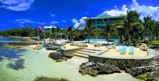 5 Nights at CAYMAN ISLANDS TORTUGA CLUB for Up to Family of 4